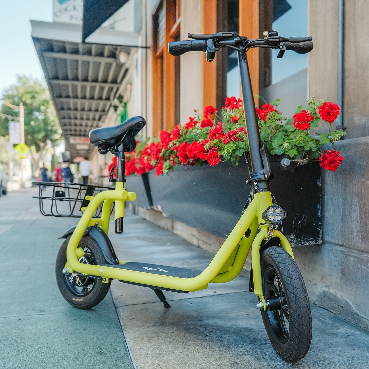 EXEEDER G9 SEATED SCOOTER